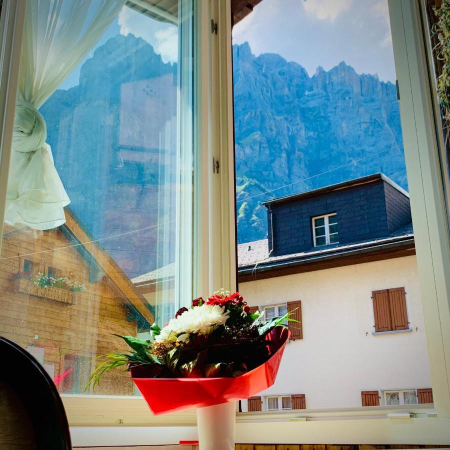 Weisses Roessli Hotel Leukerbad Exterior photo